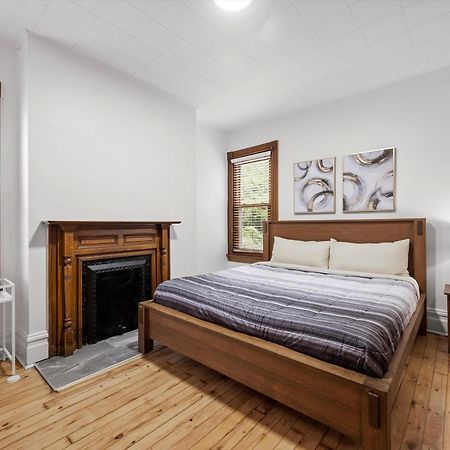 Oakland, Pittsburgh !D Modern And Stylish Private Bedroom With Shared Bathroom Bagian luar foto